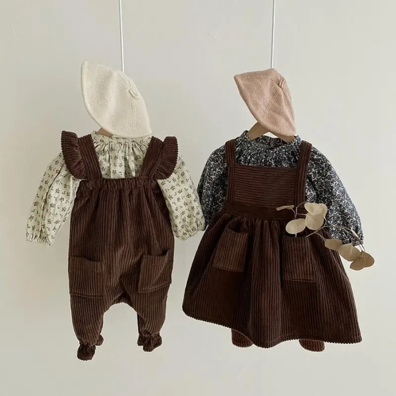 

Детский цельный вельветовый комбинезон без рукавов в Корейском стиле