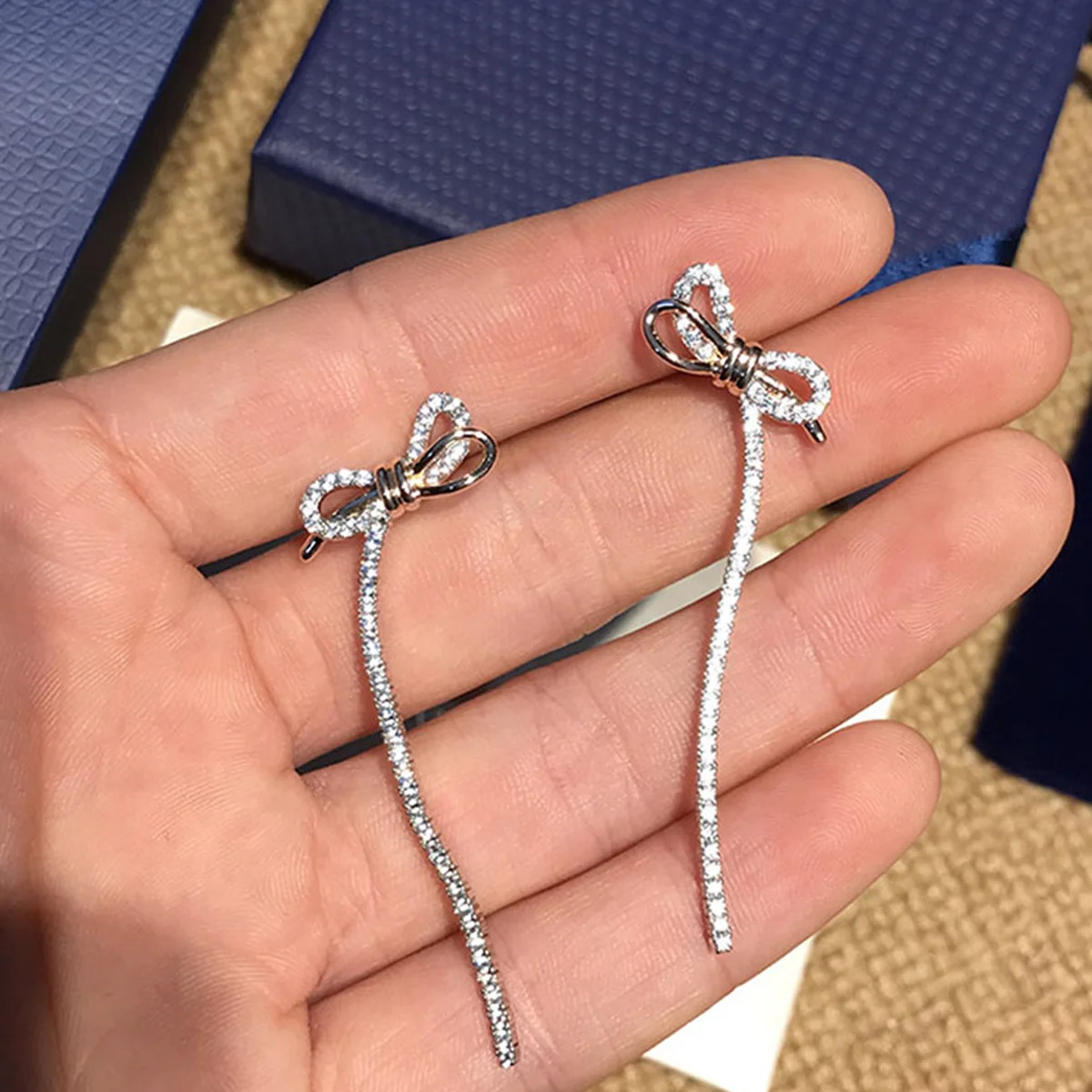 

High Quality SWA Elegant New Two-Color Butterfly Knot Ear Nails Charming Fashion Jewelry