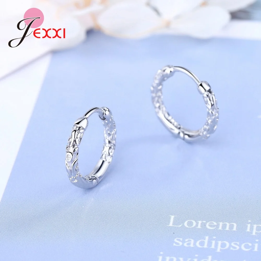 

Vintage Small Circle Women Hoop Earrings Exaggerated Hoop Ear Loop Smooth Earring 925 Sterling Silver Jewelry Bijoux