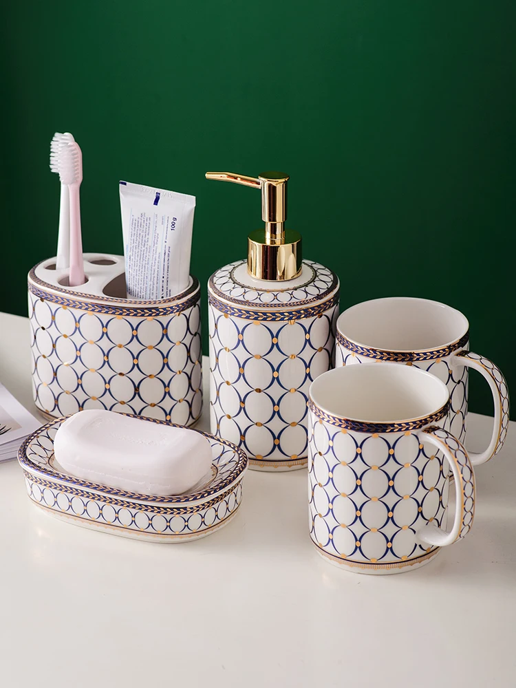 Набор керамический в горошек для ванной комнаты Простой Круглый комплект из 5