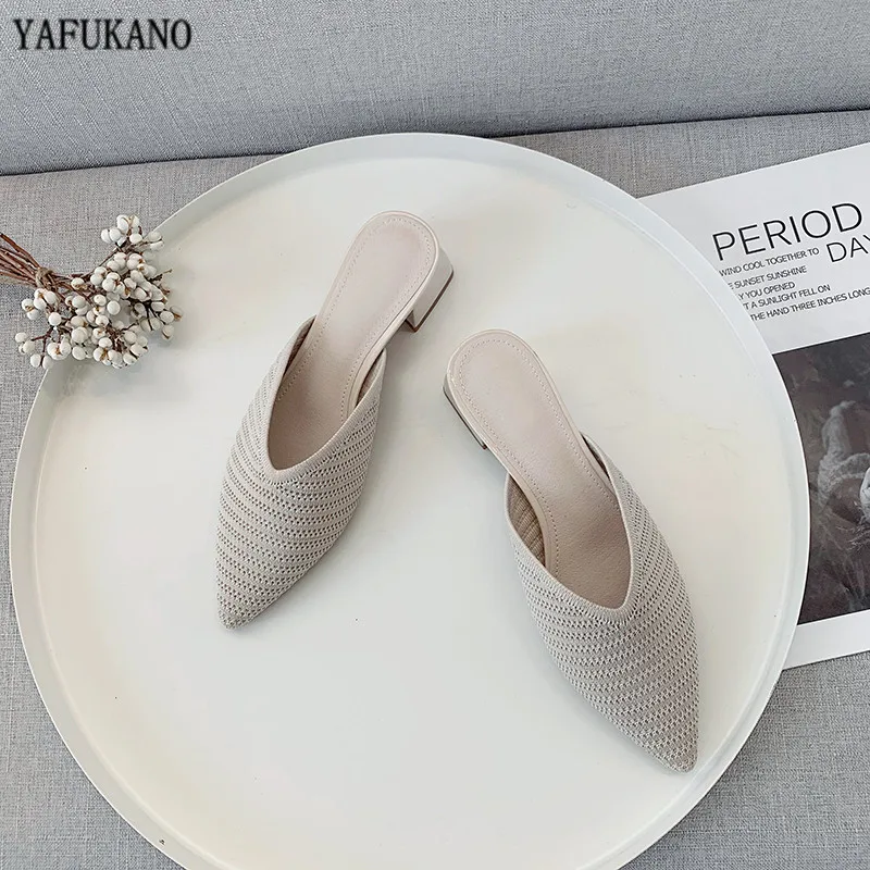 Шлепанцы женские трикотажные Сланцы на низком квадратном каблуке 3 см сандалии с