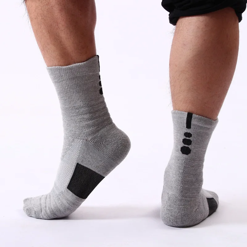 

Men Quality Mid-tube Cotton Towel Sports Socks for Badminton Outdoor Running Socks Antiskid Elite Basketball Socks SKG006