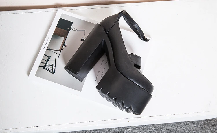 

Bar European and American women hand thick heels Martin ankle muffins thick soles white ultra high heels DS stage shoes15cm