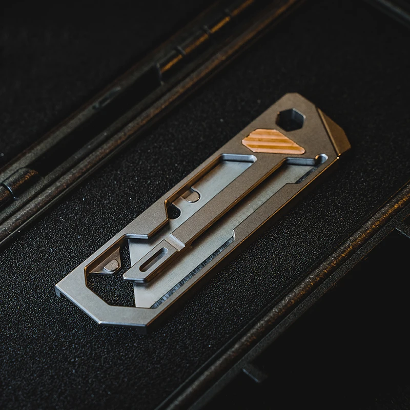 Универсальный нож из титанового сплава легкий удобный быстросъемный с