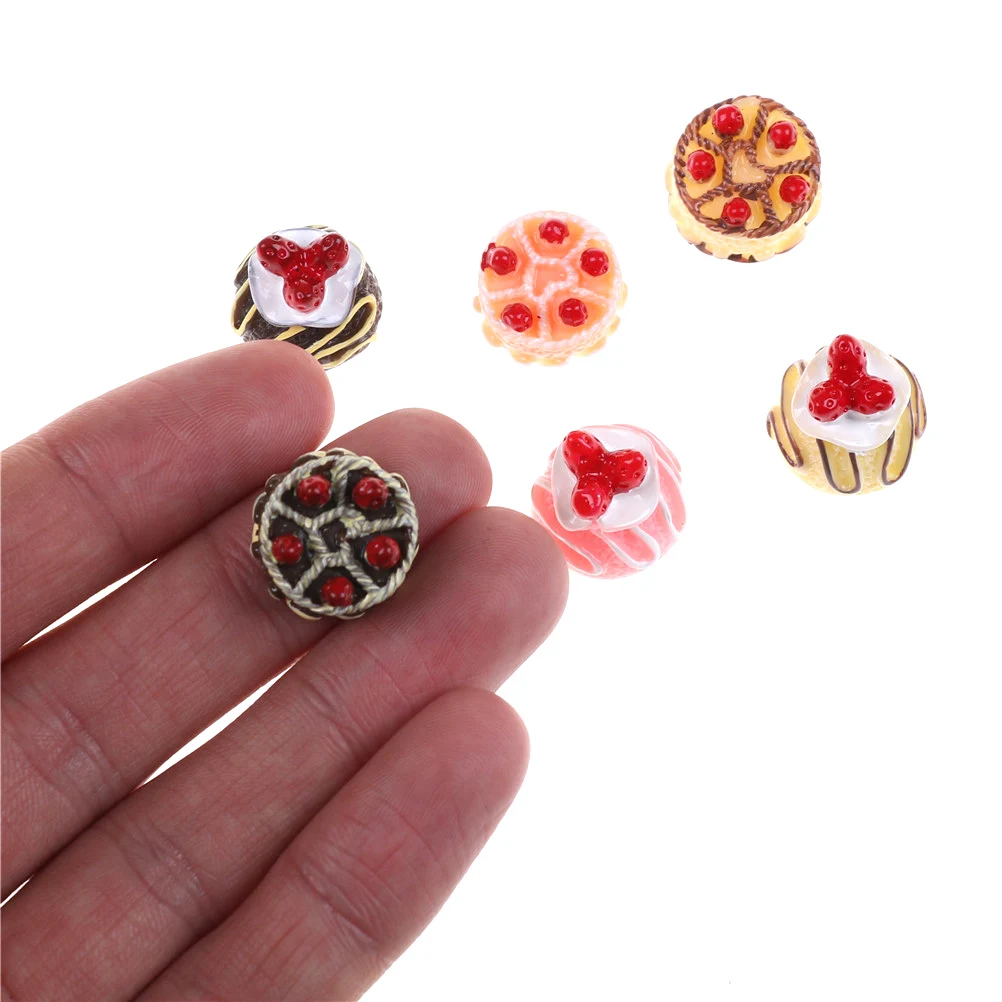 

6Pcs Mini Resin Food 3D Strawberry Fake Kitchen Toys Chocolate Cake Art Miniature Decoration Charm Craft