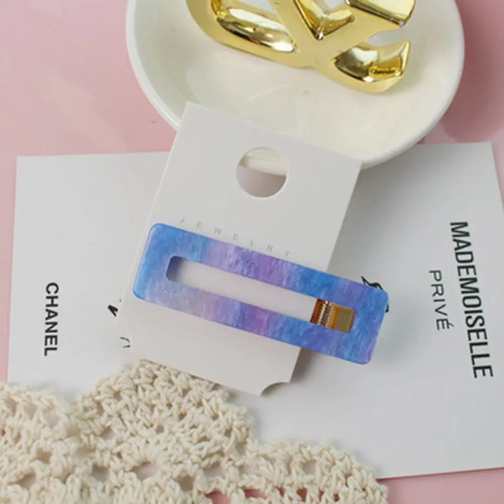 

2019 New Fashion Simple Hairpins Acrylic Leopard Print Word Clips for Women Girls Side Clip Headwear Hairpin Headdress Tools