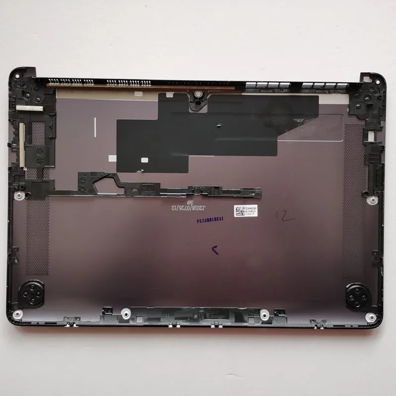 новый ноутбук нижней части к