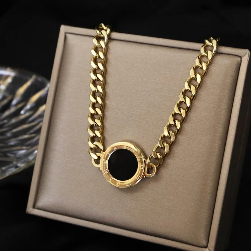 

Stainless Steel Roman Numerals Black and White Shell Necklace Women Men Thick Chain Statement Collares Jewelry