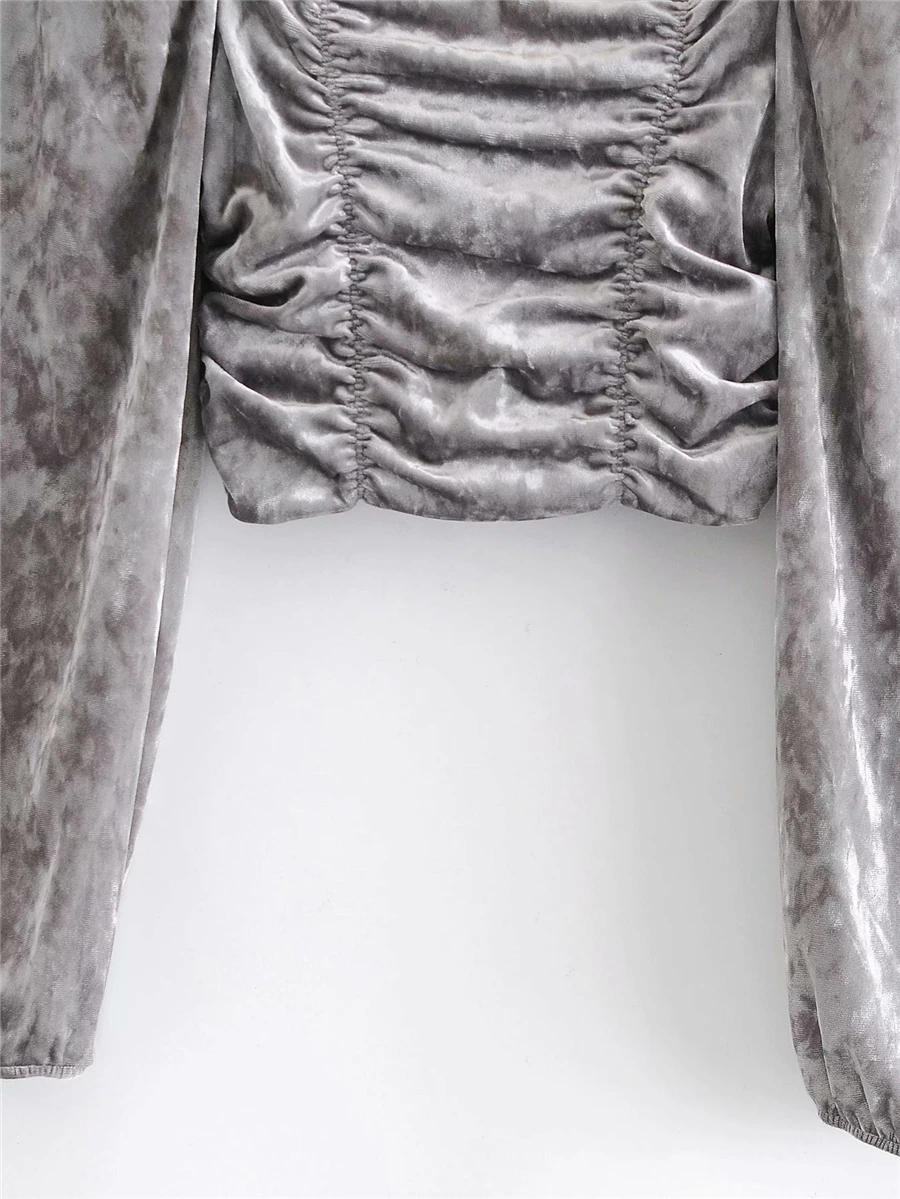 

Elegant Women Solid Silvery Velvet Shirts 2020 Autumn Fashion Ladies Draped Tops Sweet Female Chic Square Collar Short Blouse