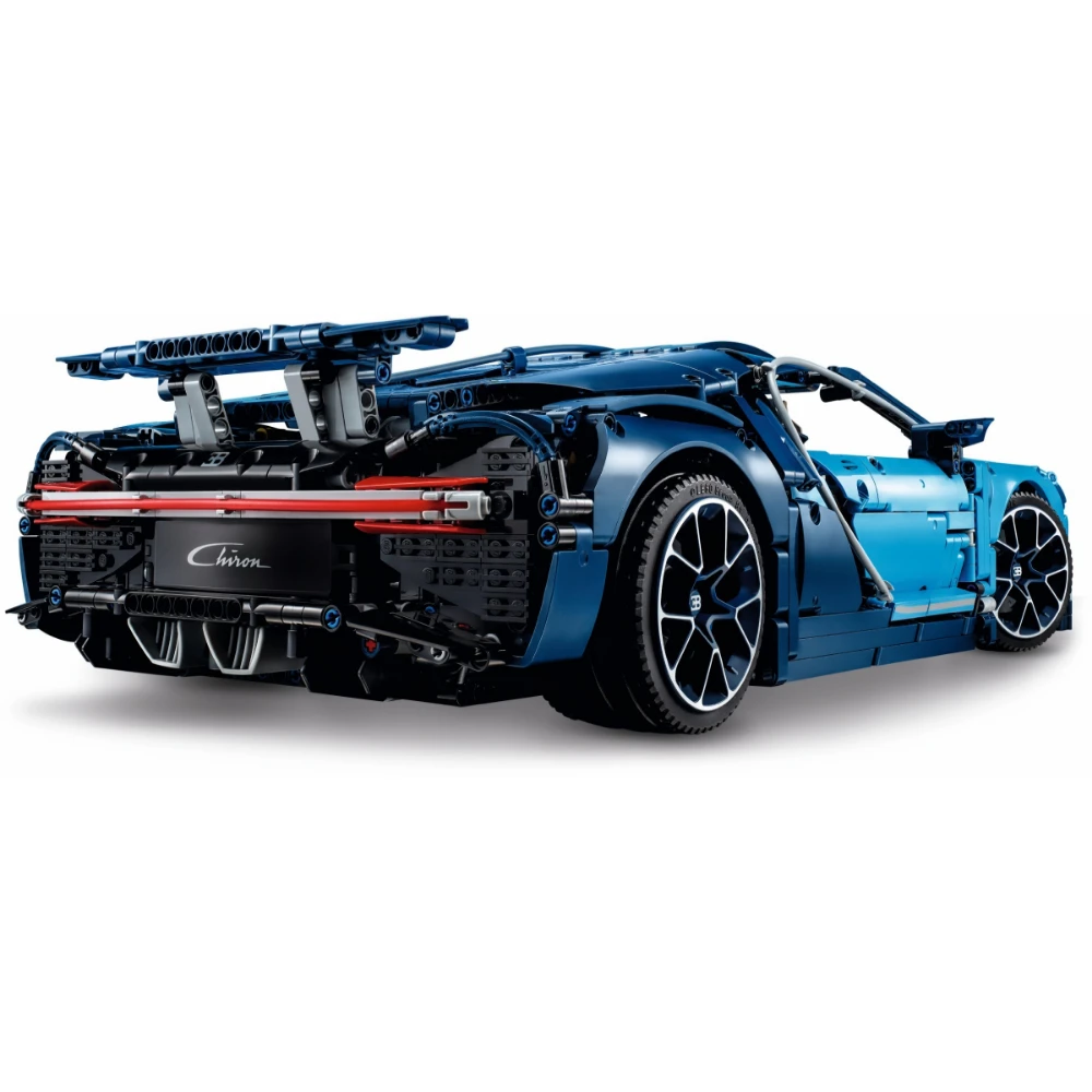 Конструктор LEGO Technic (Техник) 42083 Bugatti Chiron 16+ | Игрушки и хобби