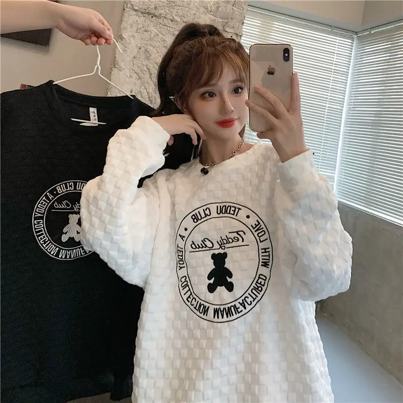

2021 Autumn New Printed Bear Loose Sweater Women Korean Fashion All-match Hooded Casual Top