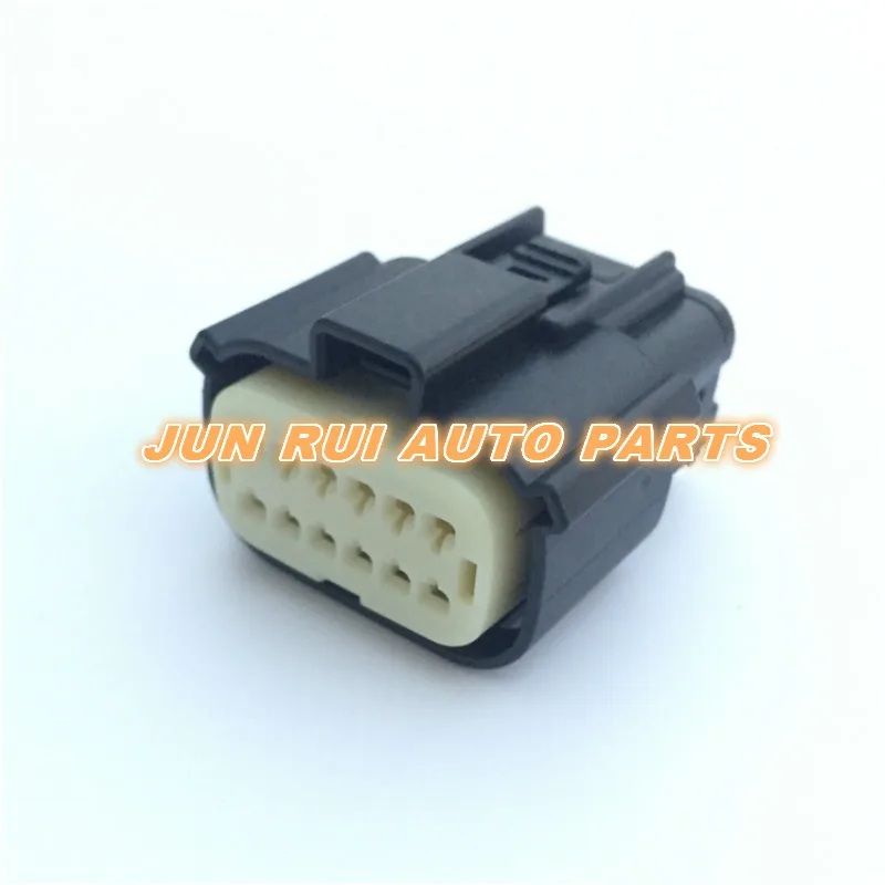 

12Pin Car headlamp plug wiring harness connector for Chevrolet Malibu
