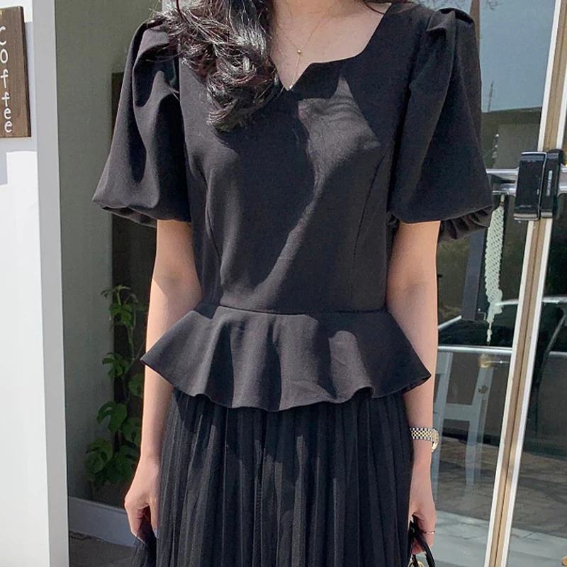 

ZAWAHIKI Korean Elegant Women's Shirt Summer 2021 Square Collar Puff Short Sleeve Slim Body Ruffles Tops Solid Short Blouse