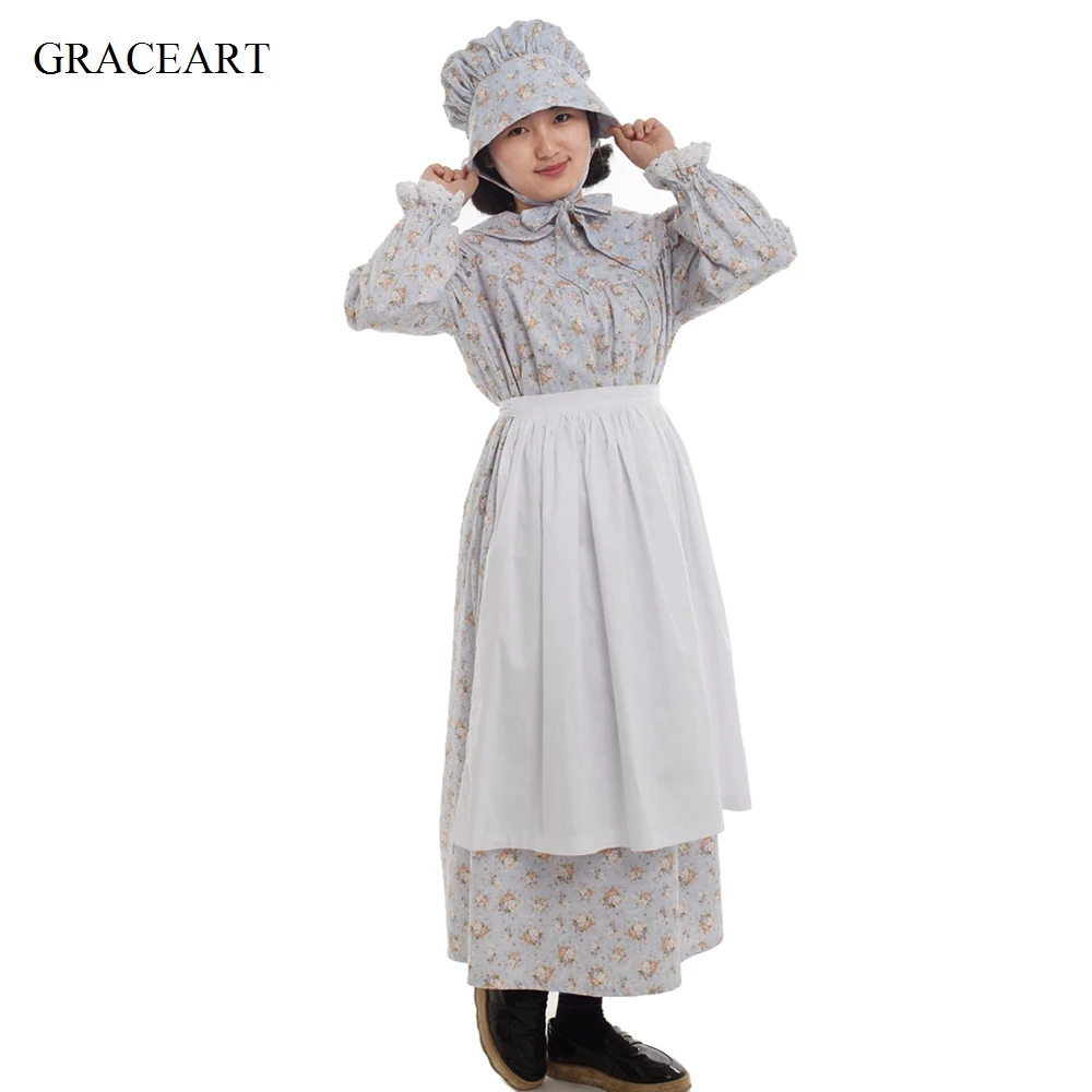 Костюм пионерских девушек с цветочным принтом