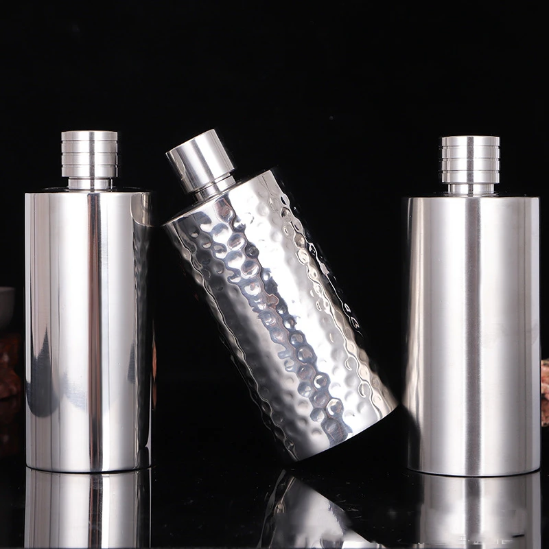 

Cylindrical 304 Stainless Steel Flasks 18oz/500ml Bottle Alcohol Flagon Pot 304 Stainless Steel Material Can Store Liquor