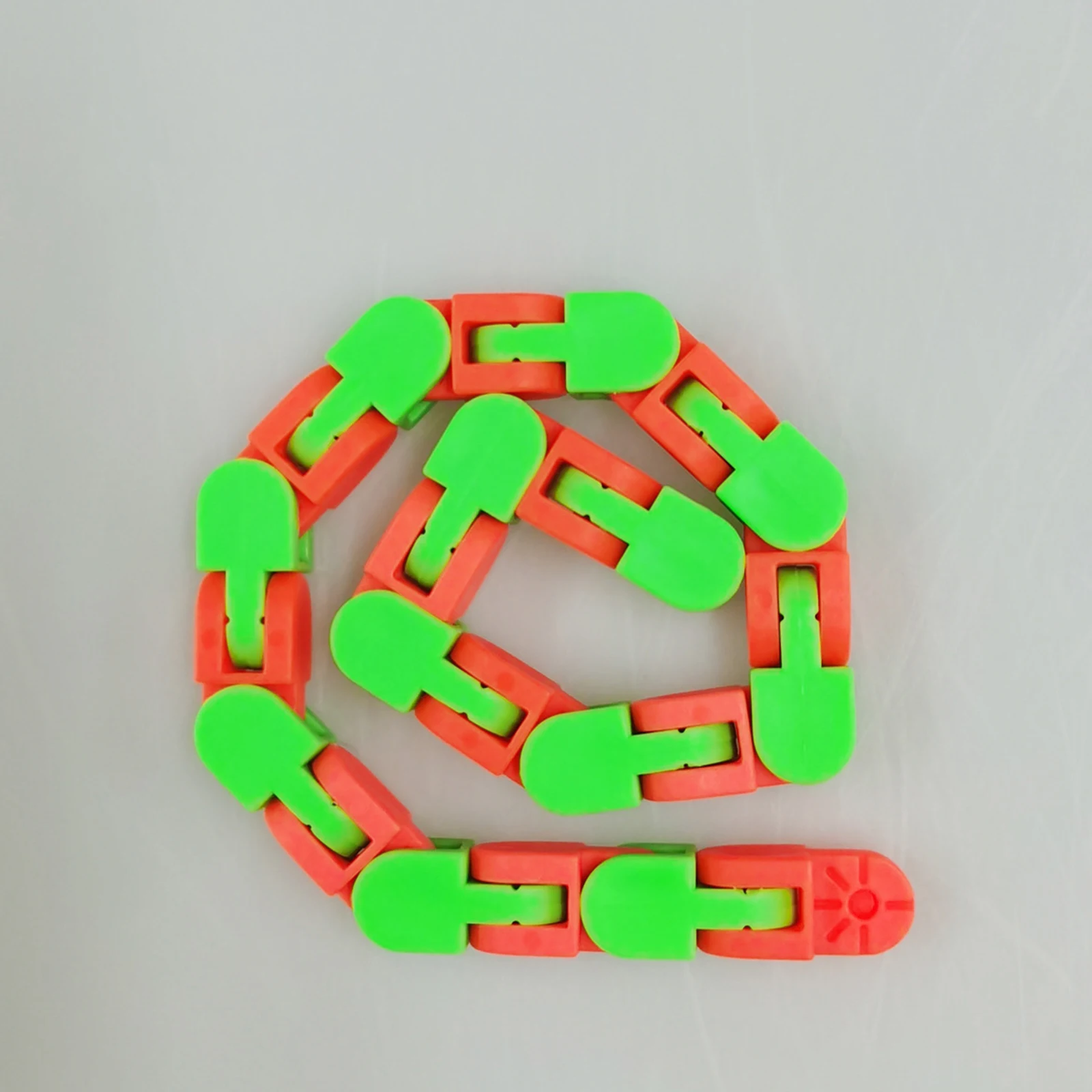 

Montessori Decompression Fidget Toy Early Education Finger Exercise Compact Interesting Bright Color Decompression Ornament