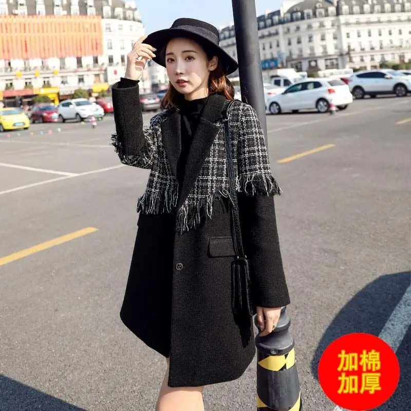 

European Station Spring and Autumn New Tassel Plaid Black Woolen Coat Women Temperament Small Fragrant Wind Woolen Coat Women