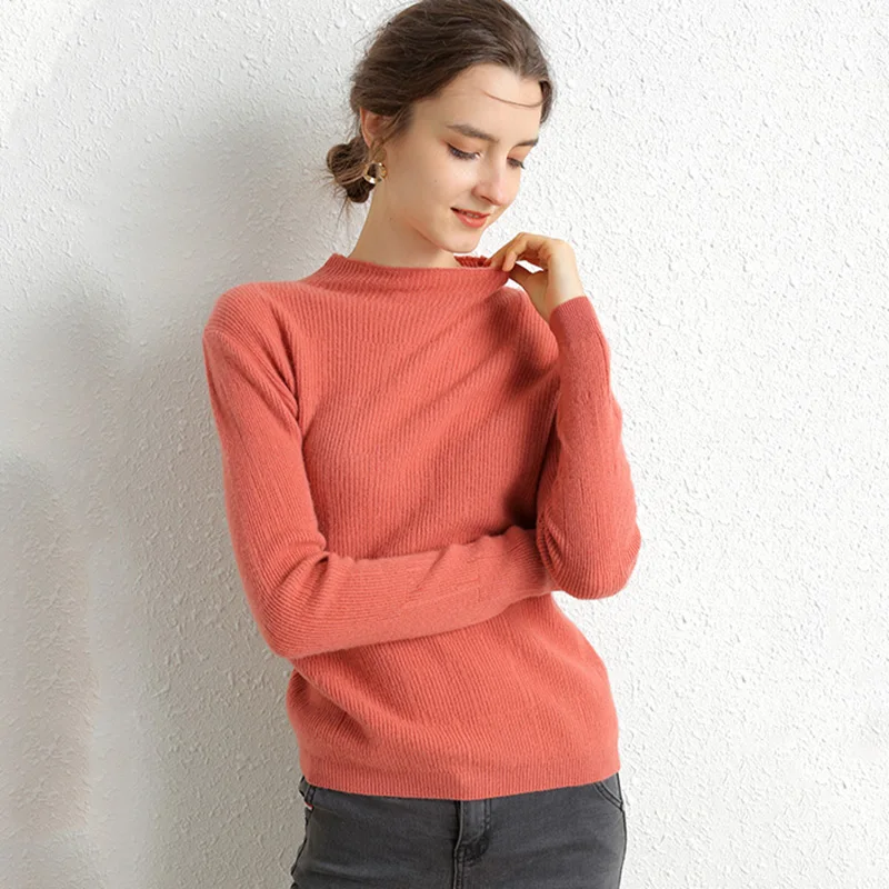 Свитер женский из 100% шерсти мериноса однотонный мягкий с круглым вырезом