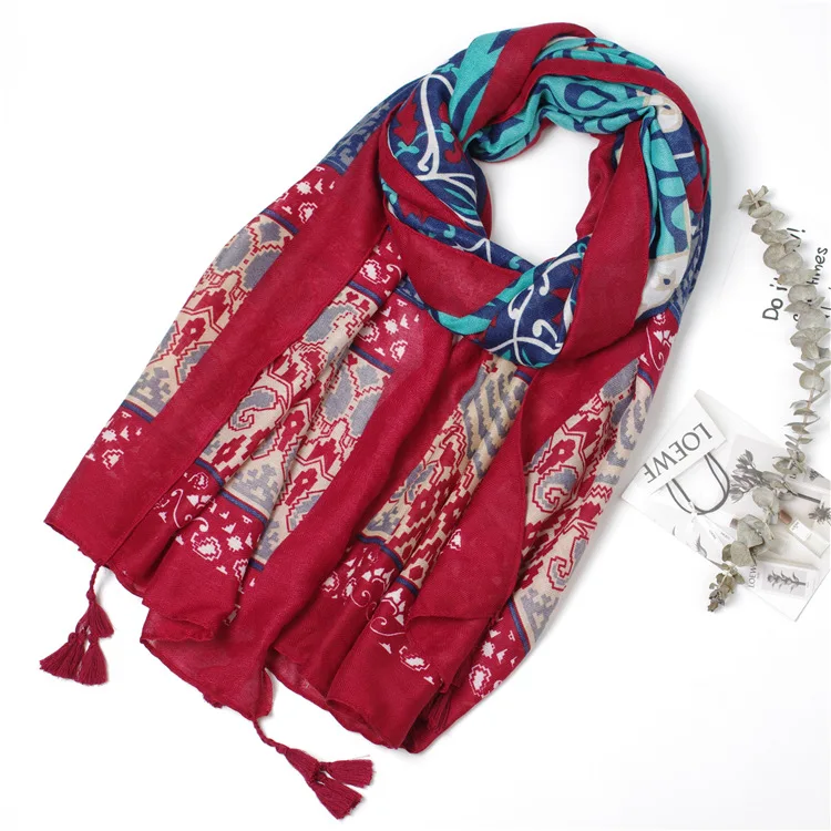 

Luxury Brand fashion Cotton and Linen Scarf ethnic style Silk Scarves New colour print Beach Towel Female Summer Sunscreen Shawl
