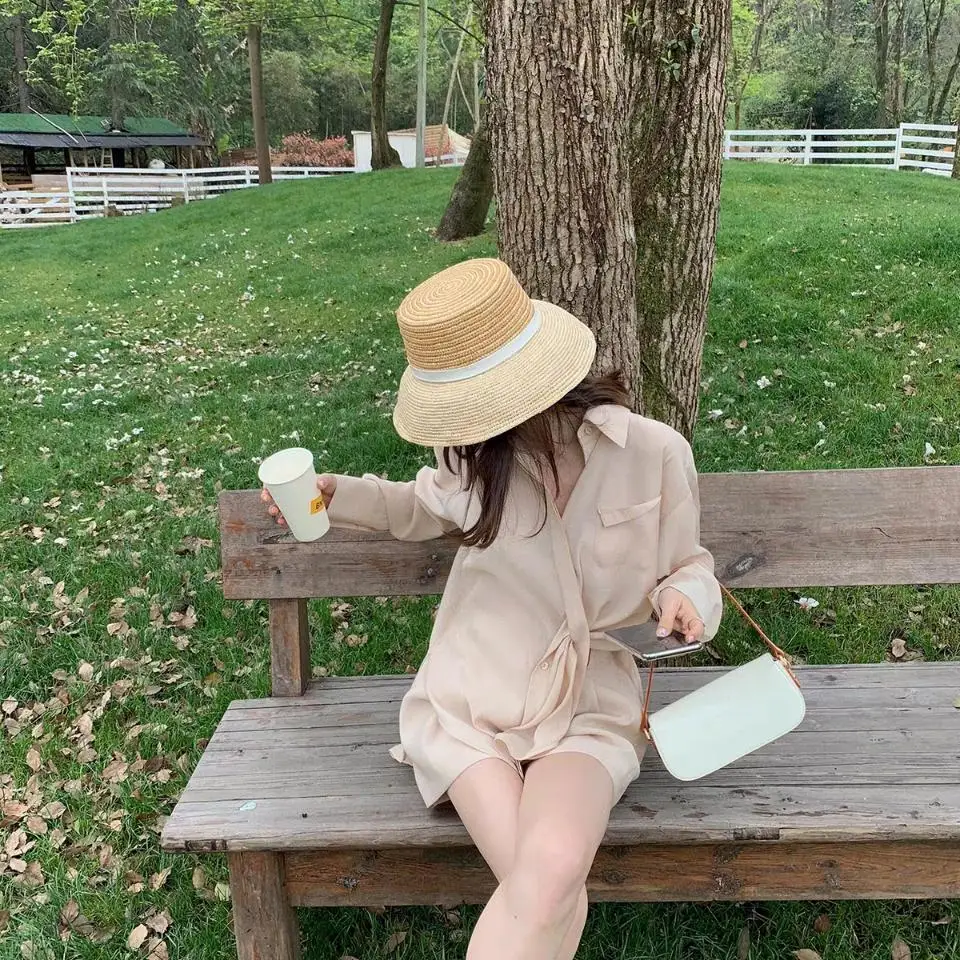 

2020 Chic Summer 2 Pieces Set Women Loose Blouses suit & Shorts Female Casual Shorts Suits Short Pant Suits Women vs202