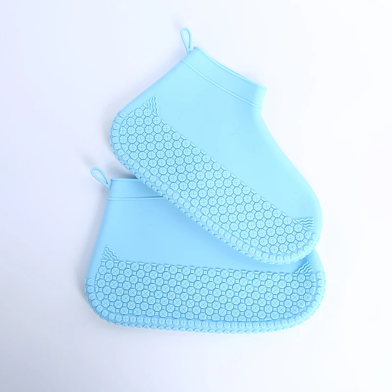 light blue Высококачественные детские резиновые сапоги Водонепроницаемые для детей ПВХ резиновые сапоги Нескользящая водонепроницаемая обувь для дождливого дня для мужчин и женщин - Цвет: light blue