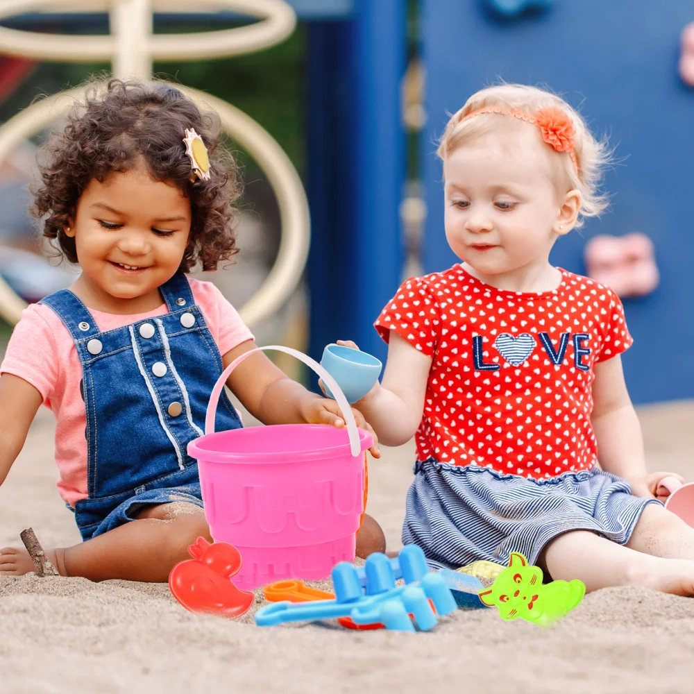 

8 Pcs 1 Set Children Beach Toys Creative Water Set Practical Sand Molds