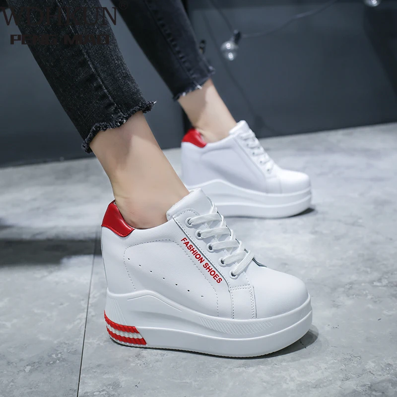 

2021 Popular Elevator Women's Shoes Slanted Heel White Shoes Platform Platform Casual Shoes Woman Vulcanize Shoes