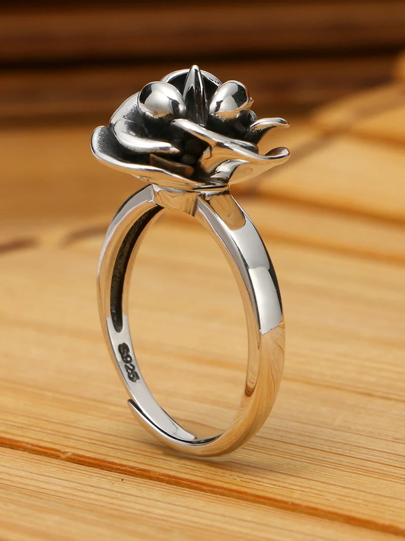 Outdoor Personal Self defense Rose Ring for women with Spike Anti-wolf Protect yourself Metal Barbed Broken Window | Украшения и