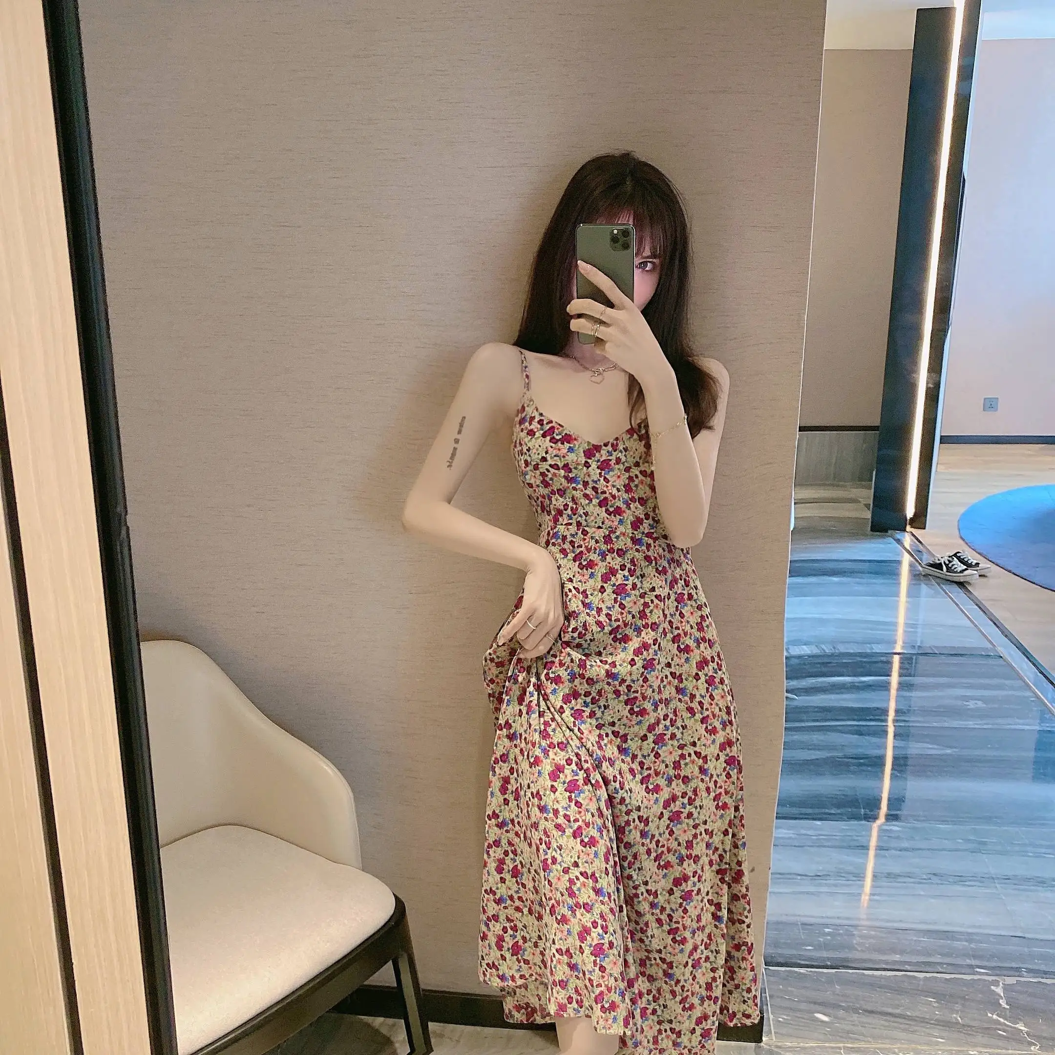 

COIGARSAM Floral Print Women Long dress Spaghetti Strap Dresses 6005