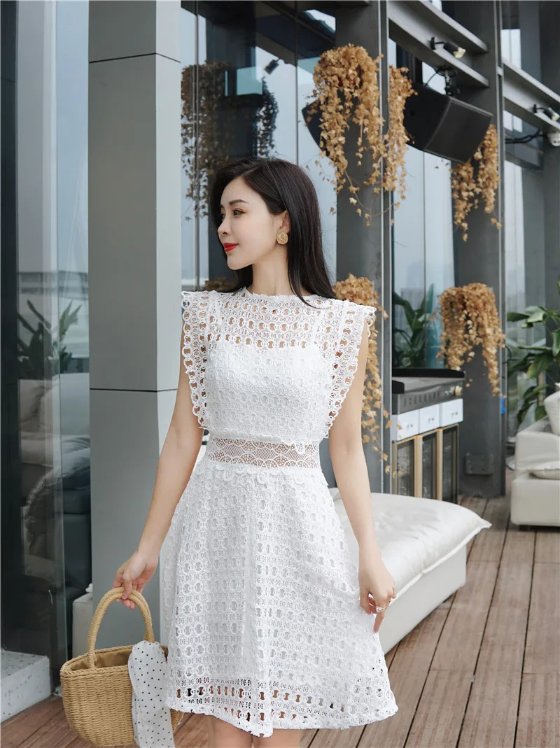 

YAMDI sundress women backless dress boho vintage 2020 sexy solid white lace hollow out party beach summer sleeveless runway robe