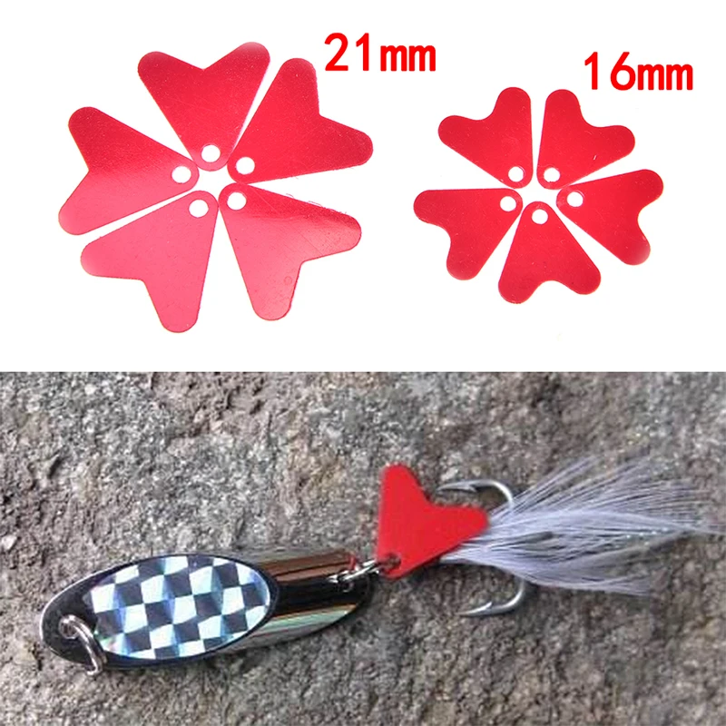 

50pcs sequin luya lure red heart piece 16mm 21mm plastic fishing bait hard hook fishing accessories