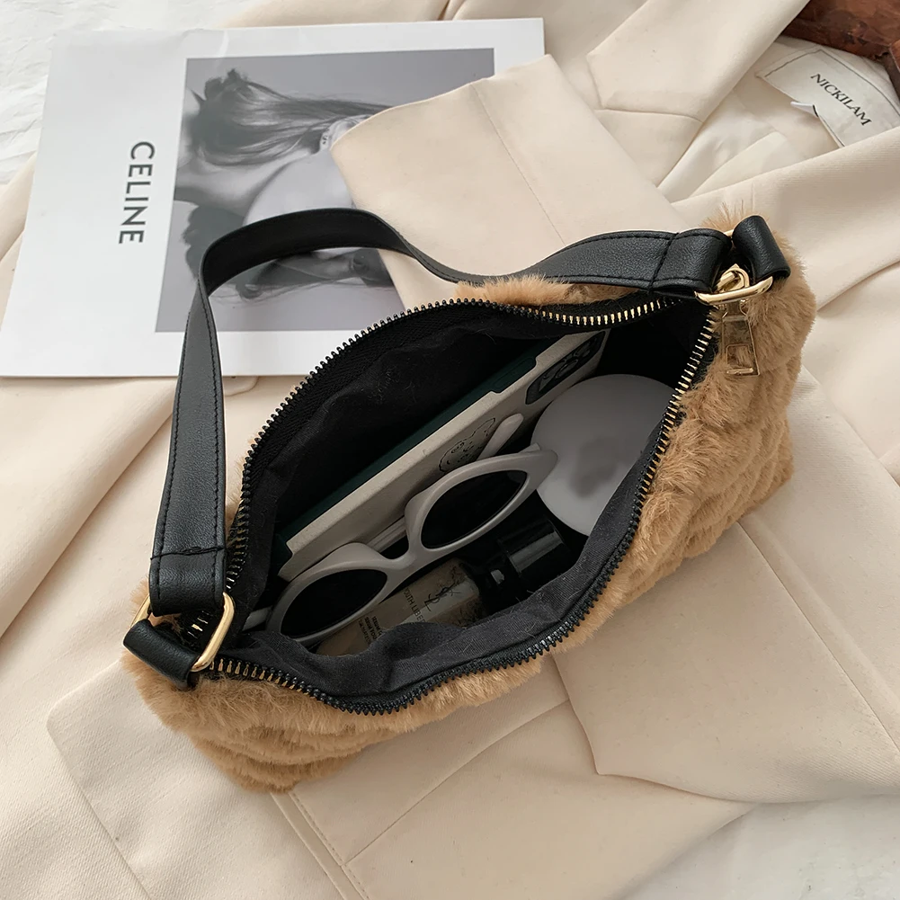 

Casual Lattice Print Underarm Bag Retro Solid Plush Women Shoulder Handbag