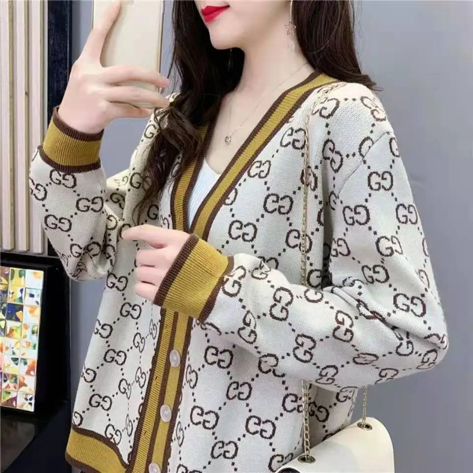 

2021 Spring New Women's Green Letter Knitting Cardigan Loose Soft Lazy Wind Sweater Coat