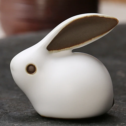 

Керамическая статуэтка кролик JINGDE TEA SET