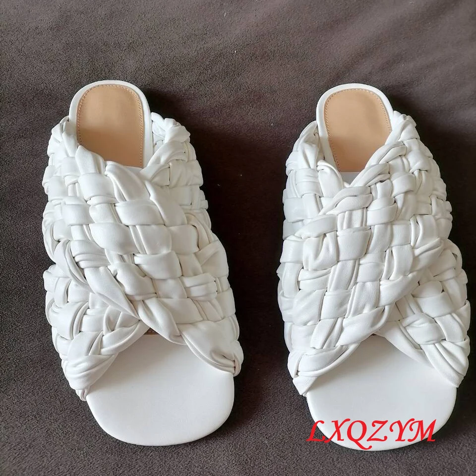 Шлепанцы женские из натуральной кожи стеганые сандалии на плоской подошве