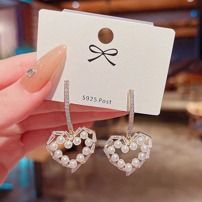 

Fashion Rhinestone Pearl Heart Drop Earrings For Women Korean Style Gold Plated Pendant Earrings Girls Wedding Jewelry Gift New