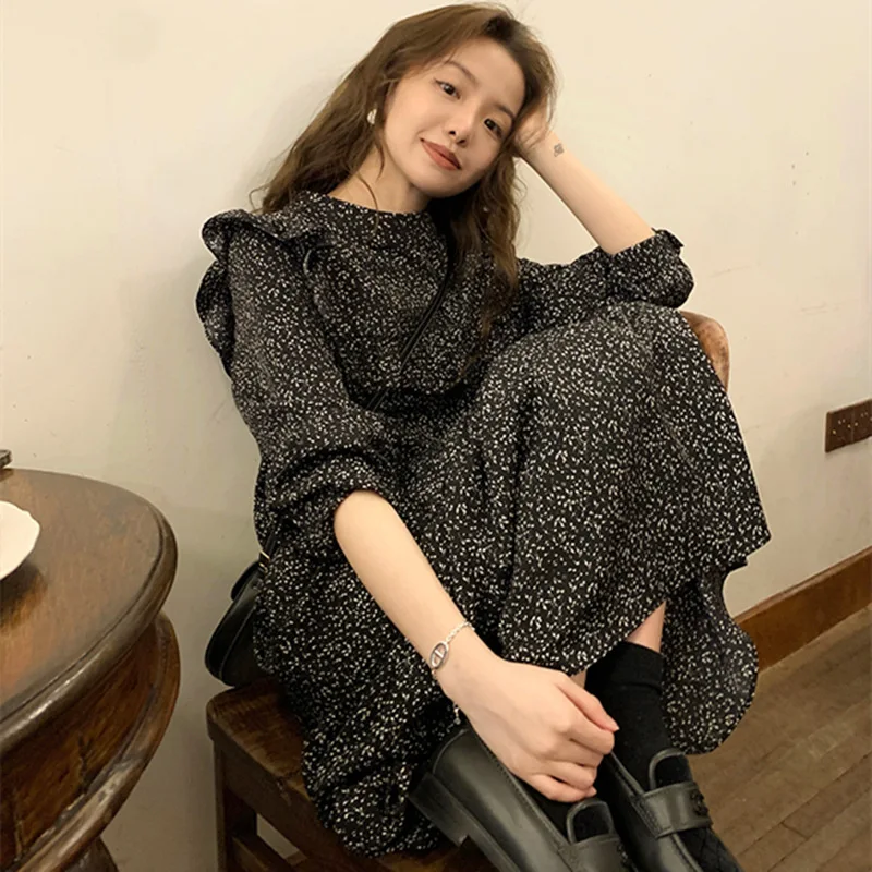 

French Floral Dress Female Waist Stitching Black Round Neck Ruffled Temperament Long Skirt