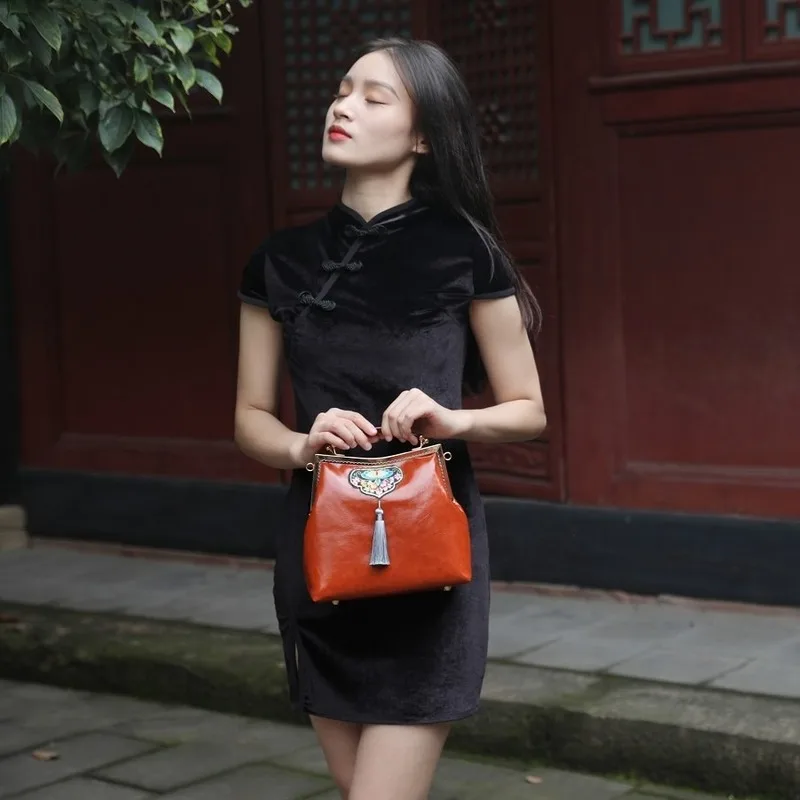 

New hand bag leather bag cheongsam retro Dinner Bag cross chain mouth gold bag elegant woman bag purses and handbags handbag
