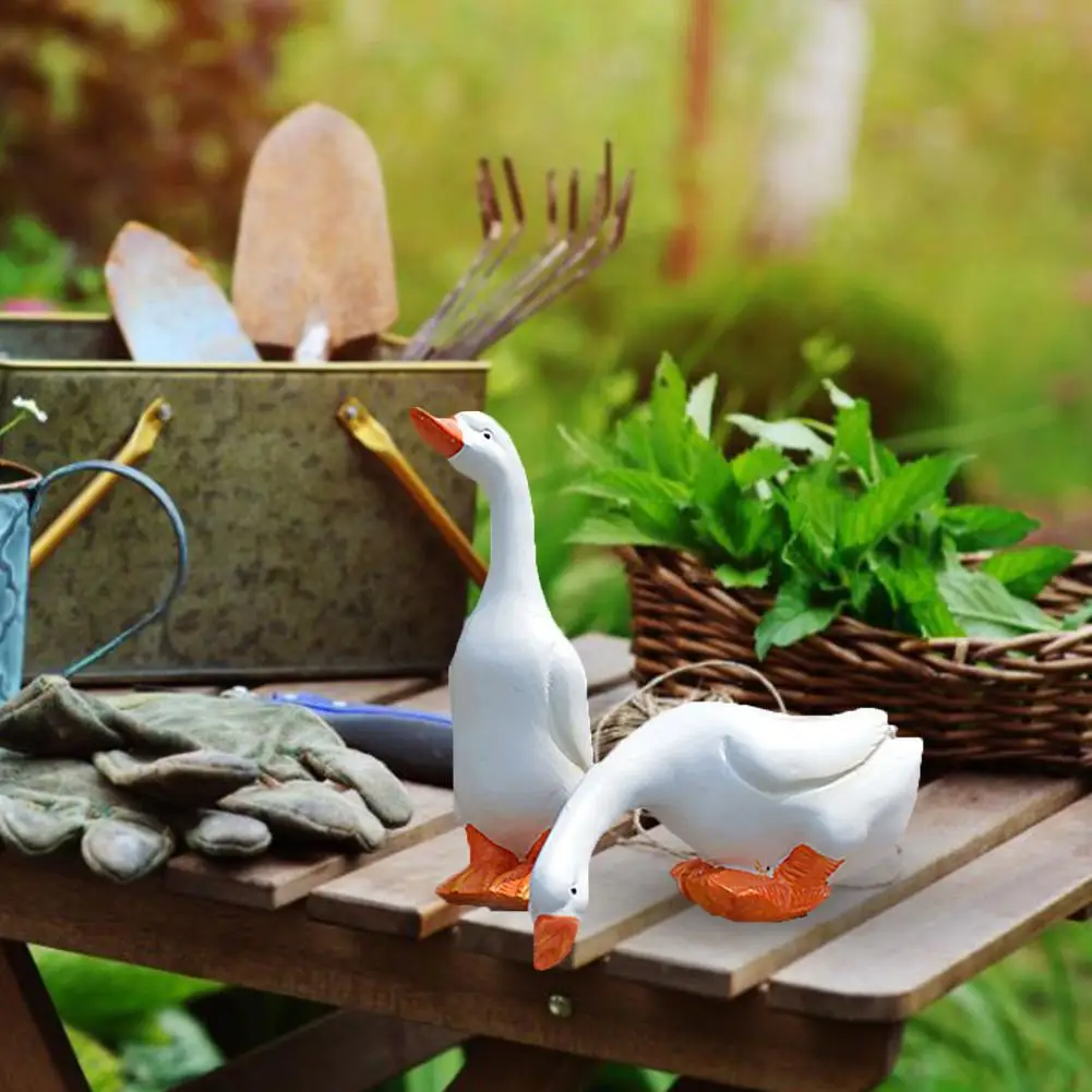 

2pcs Resin Simulation Duck Model Ornament For Home Decoration Scene Sketch Prop