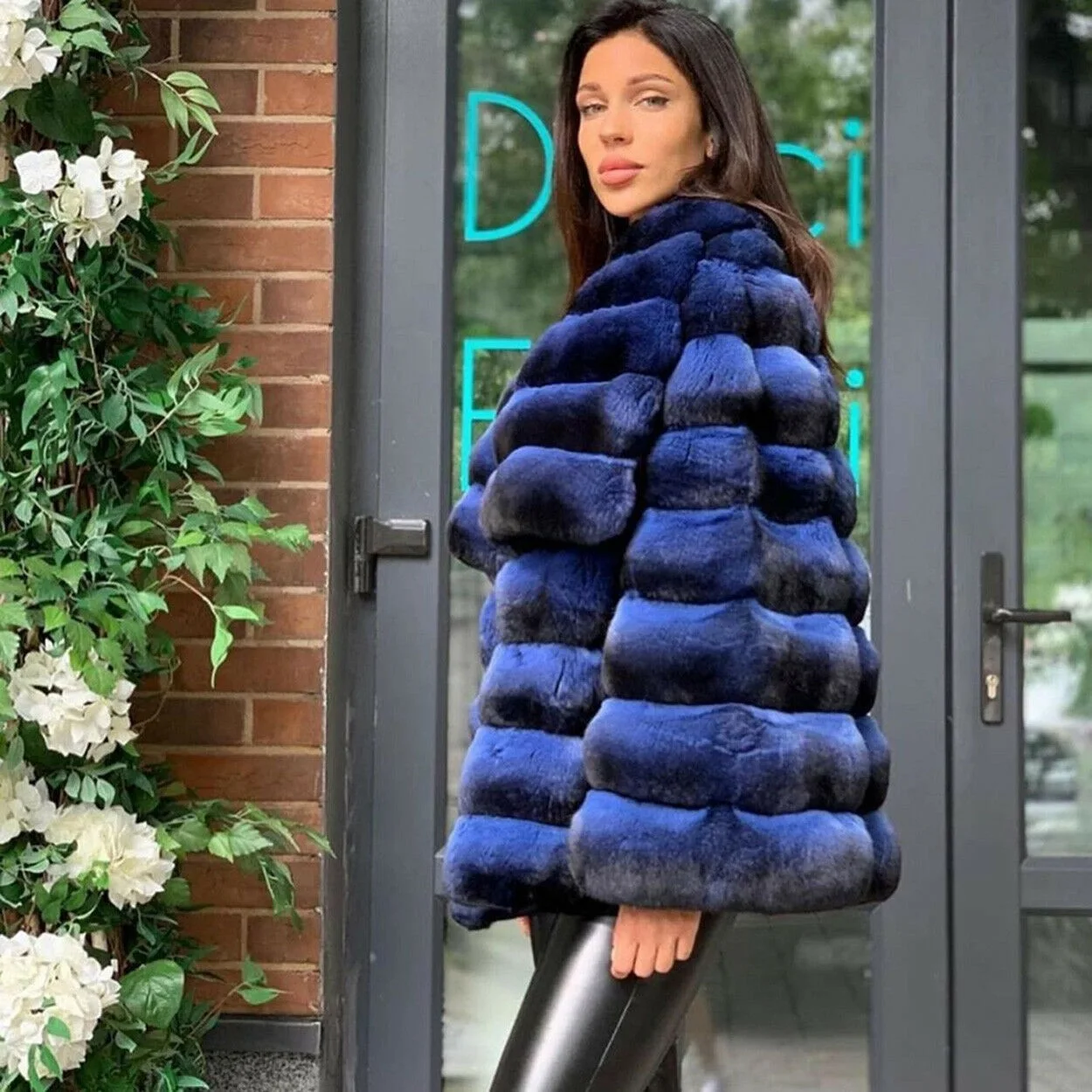 Trendy Mid-length Rex Rabbit Fur Jacket Natural Women Winter New Full Pelt Genuine Rex Rabbit Fur Coat with Big Turn-down Collar