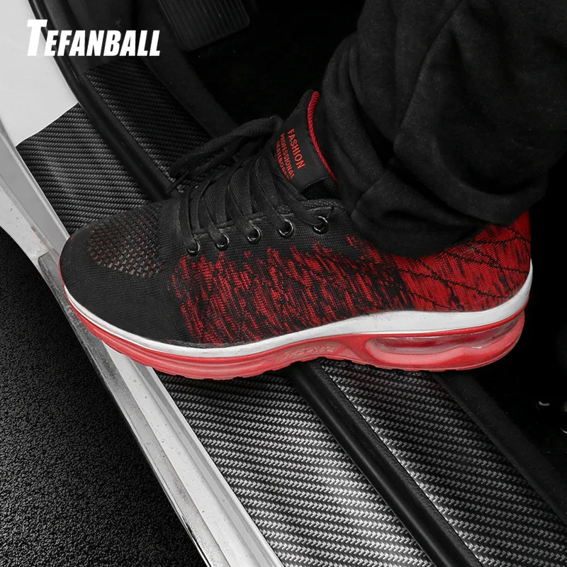 Резиновая молдинговая лента 1 м из углеродного волокна мягкая черная отделка