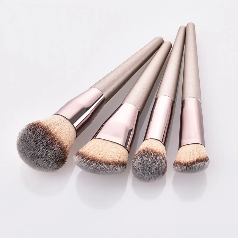 

2021 4pcs Makeup Brush Set Foundation Powder Blush Blusher Blending Concealer Contour Highligh Highlighter Face Beauty Make