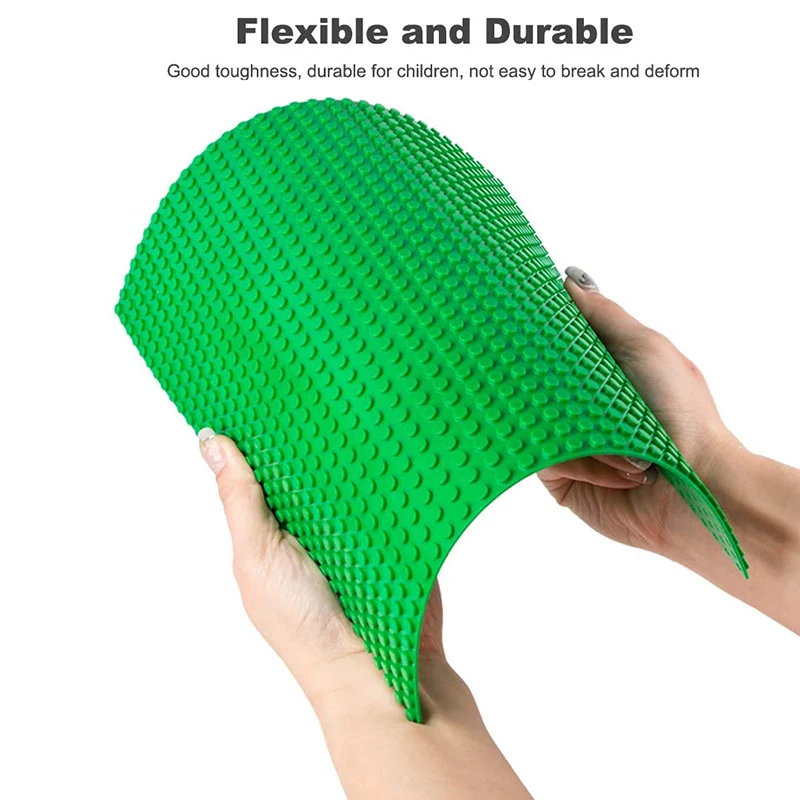 Базовая пластина MKTOYS для кирпичей 4 шт. 32*32 шпильки двухсторонние строительные