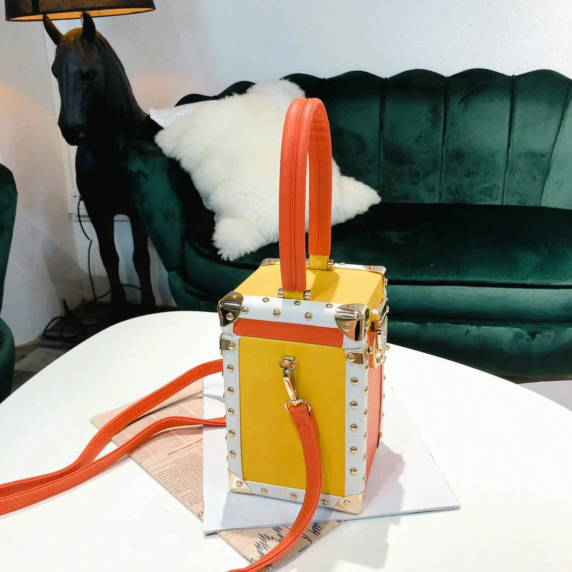 Известный бренд Роскошная алмазная пряжка сшивание цветная коробка стильная