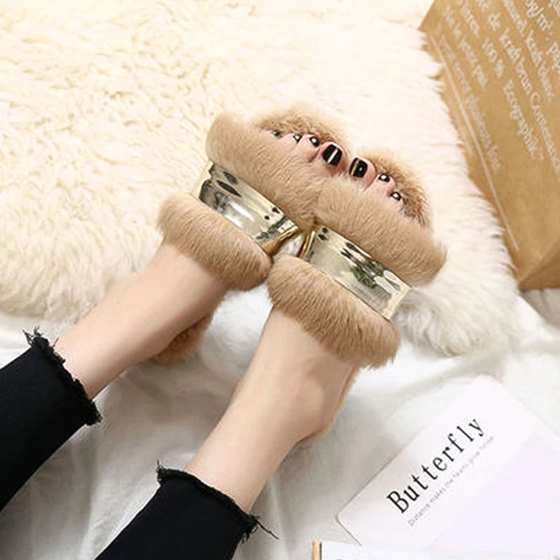 Real Rabbit Fur Slippers Fluffy Flip Flops Furry Fur Slides Ladies Gold Luxury Plush Slippers Flat Sandals Designer Women Shoes