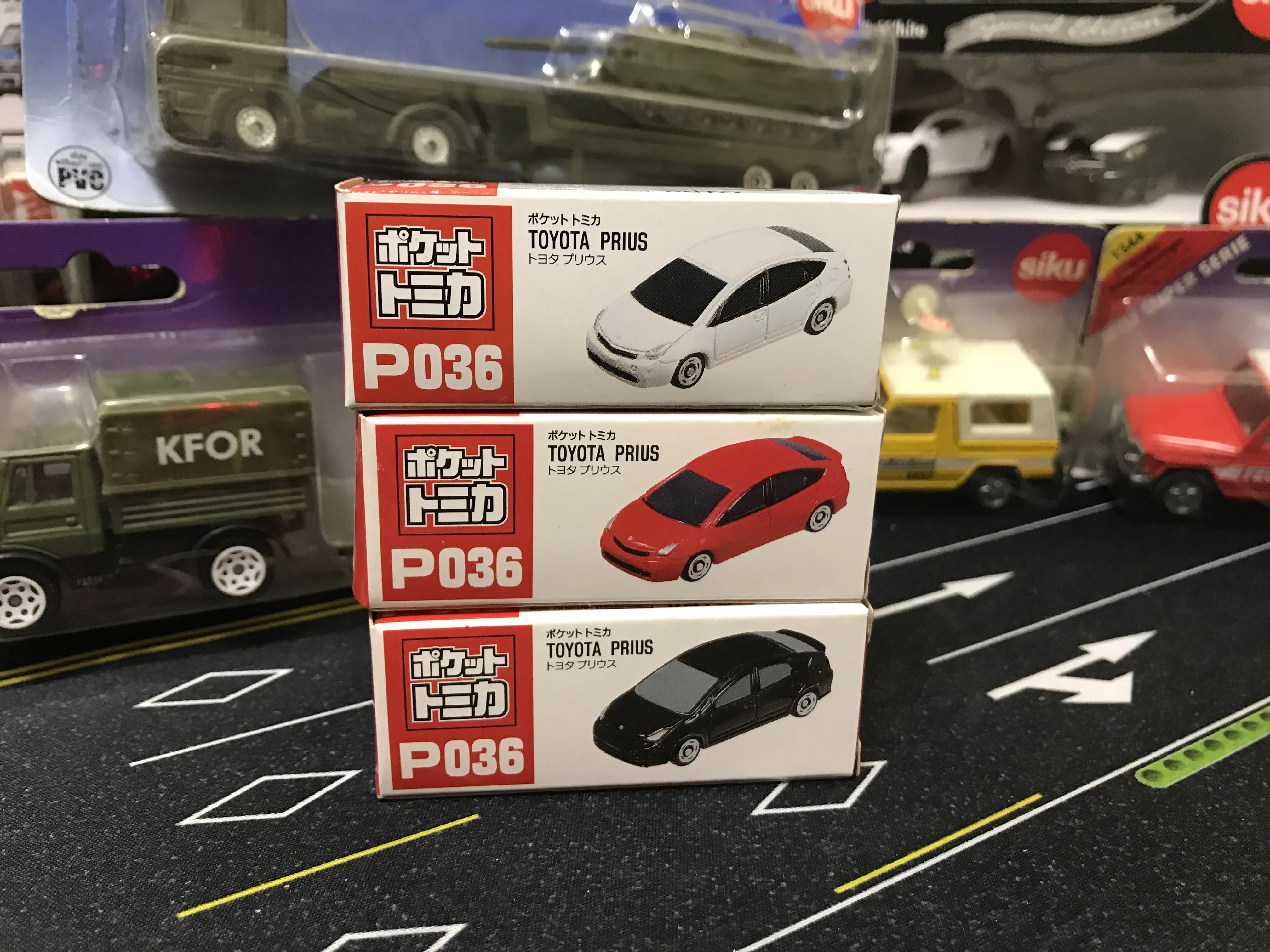 

1/64 TOYOTA PRIUS коллекция металлических моделей автомобилей