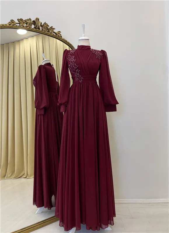

Burgundy Chiffon Beaded Long Sleeve Muslim Prom Dress High Neck Saudi Arabic A Line Evening Formal Party Gowns Robe De Soiree
