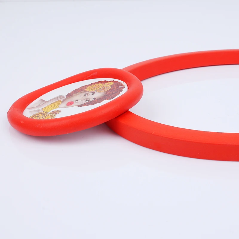 

YD&YDBZ Sexy Girl Pattern Wooden Pendant Necklace For Women Ethnic Red Rubber Charms Choker Goth Clothes Jewelry Sweater Chain