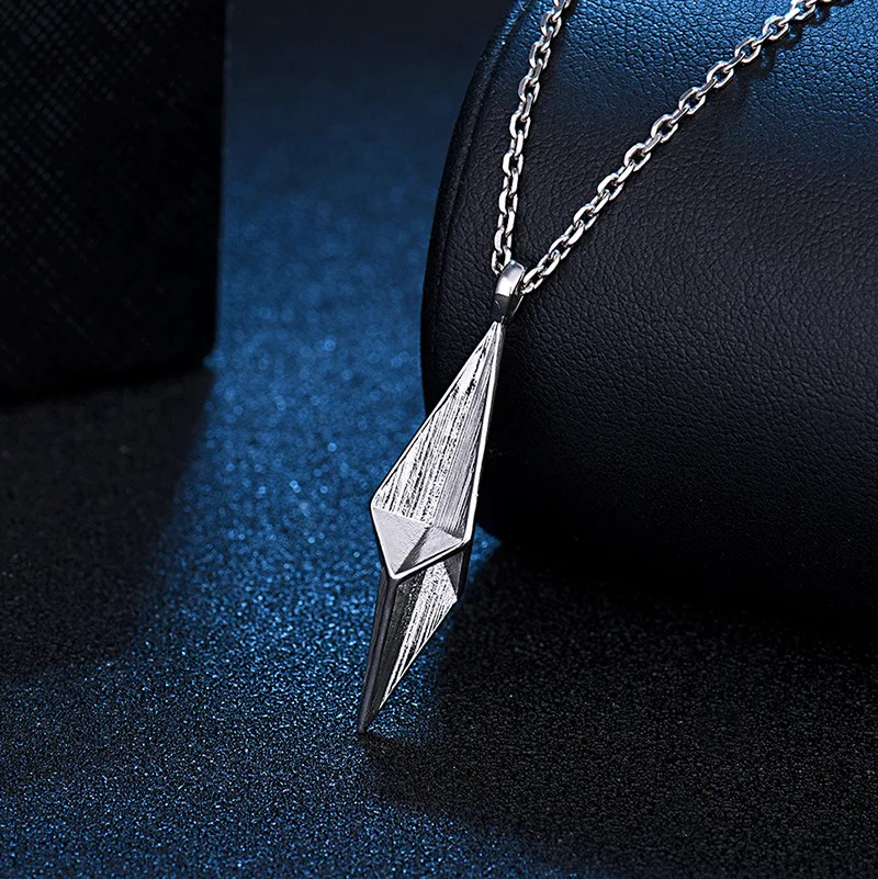 

Geometric Diamond Necklace Japanese and Korean Version of Hip-hop Style Retro Hipster Personality Domineering Men's Pendant