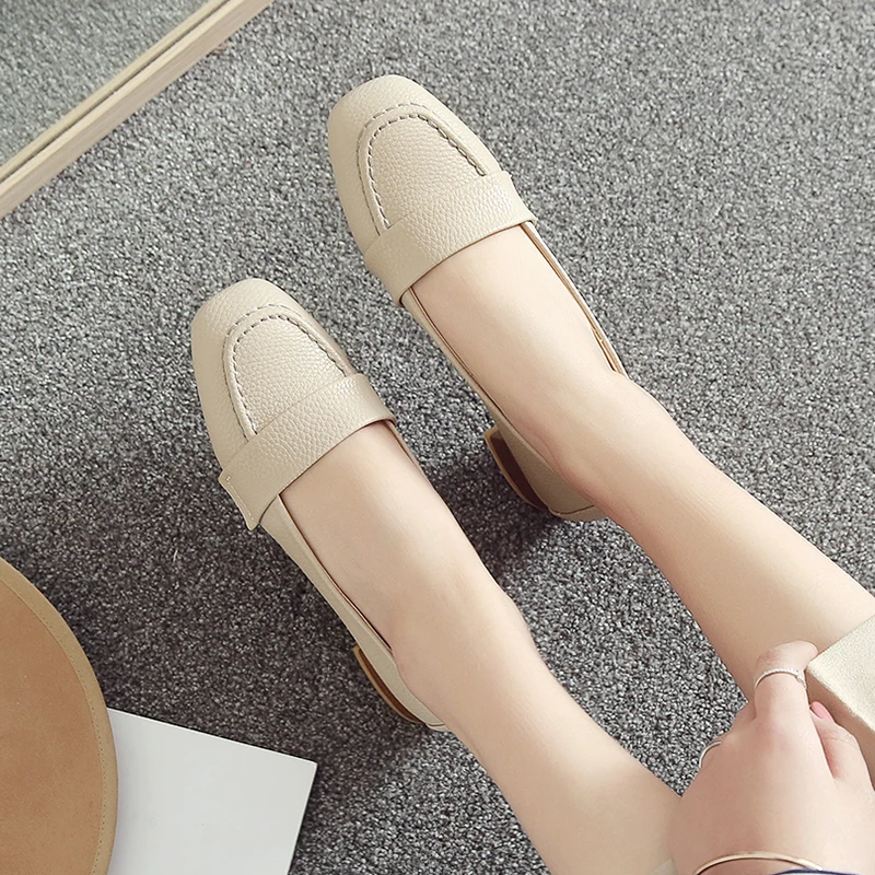 Туфли лодочки женские на толстом каблуке однотонные кожаные без застежки